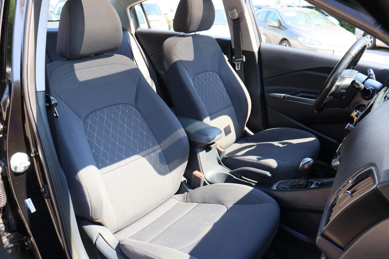 2017 Kia Rio EX+ | Auto | Sunroof | Cam | Alloys | Cold Air ++ Photo