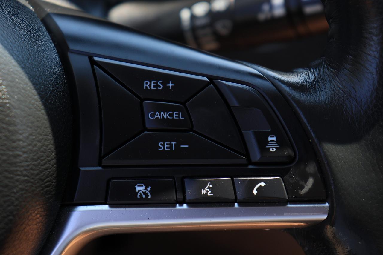 2018 Nissan Rogue Midnight | AWD | Pano | Nav | 360° | BSM | ACC Photo24