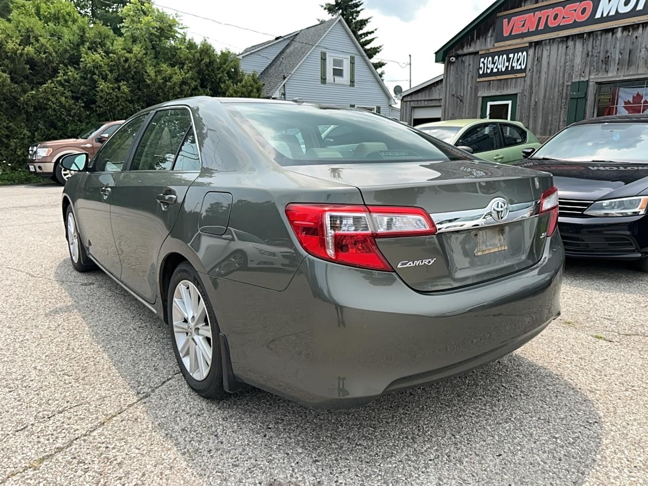 2012 Toyota Camry XLE Photo