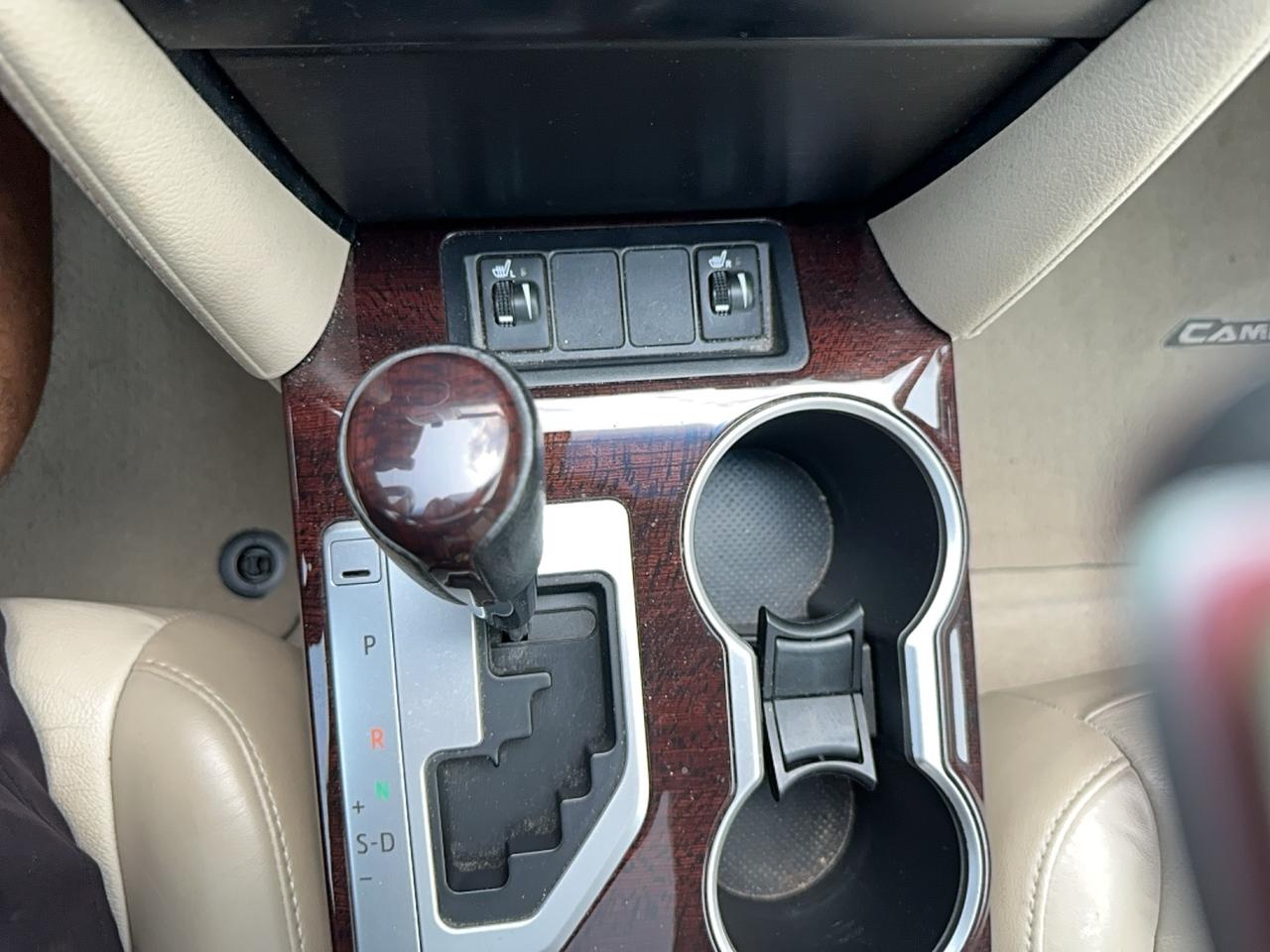 2012 Toyota Camry XLE Photo