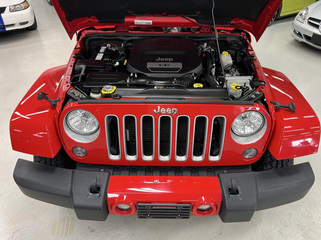 2018 Jeep Wrangler SAHARA 4X4 Photo