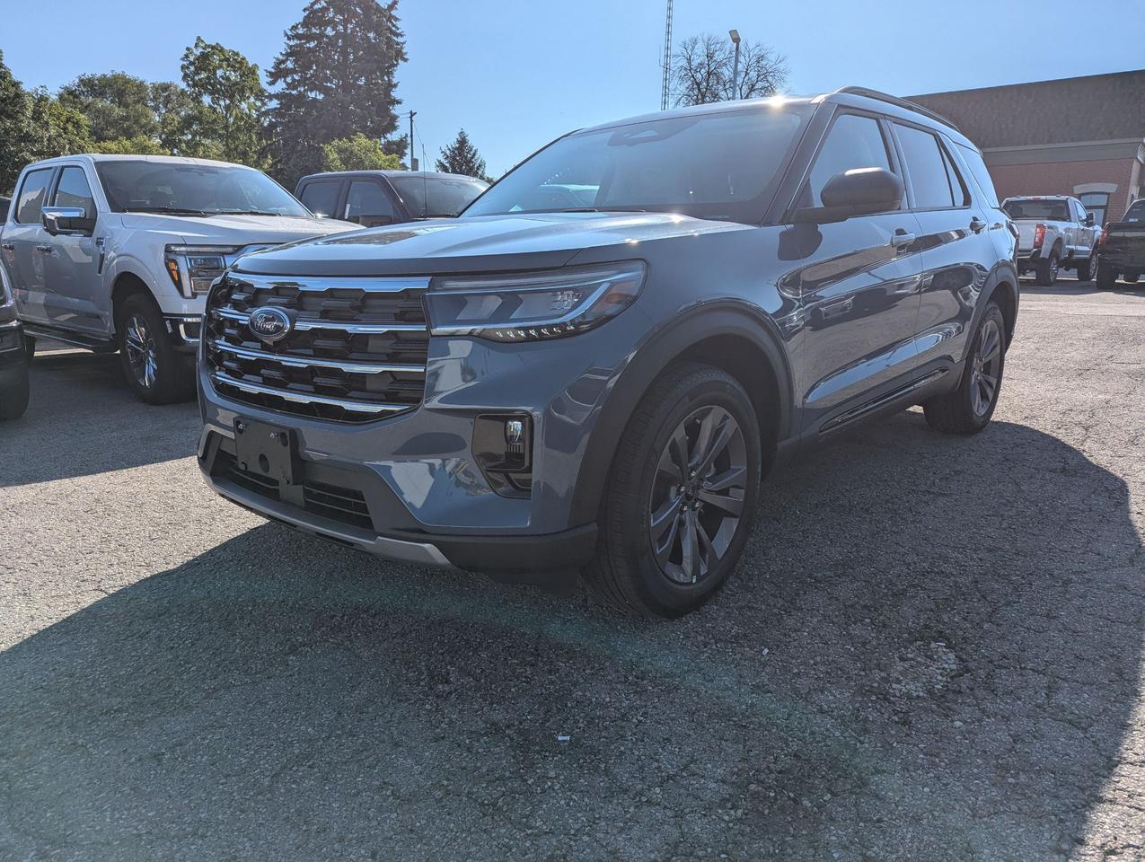 2026 Ford Explorer Active 4WD Photo0
