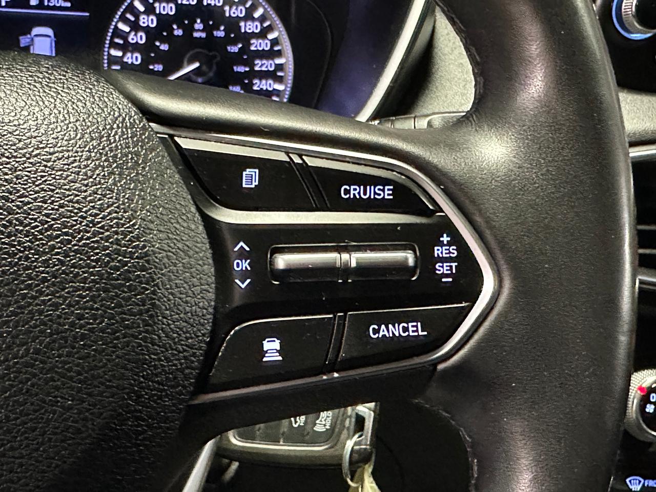 2019 Hyundai Santa Fe ESSENTIAL | CLEAN CARFAX | AWD | BLUETOOTH | ALLOY Photo