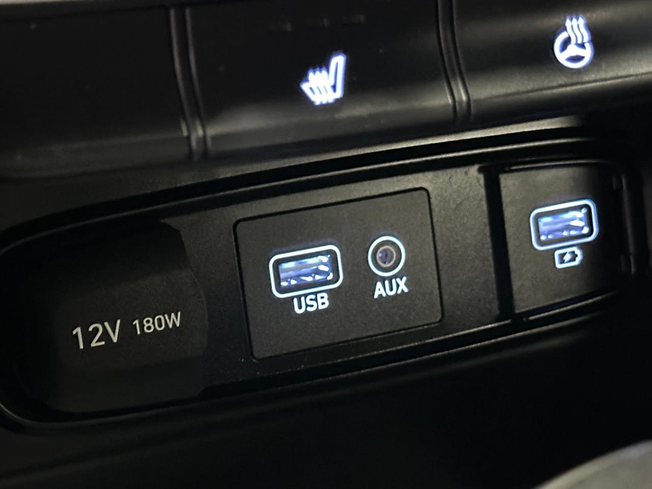2019 Hyundai Santa Fe ESSENTIAL | CLEAN CARFAX | AWD | BLUETOOTH | ALLOY Photo