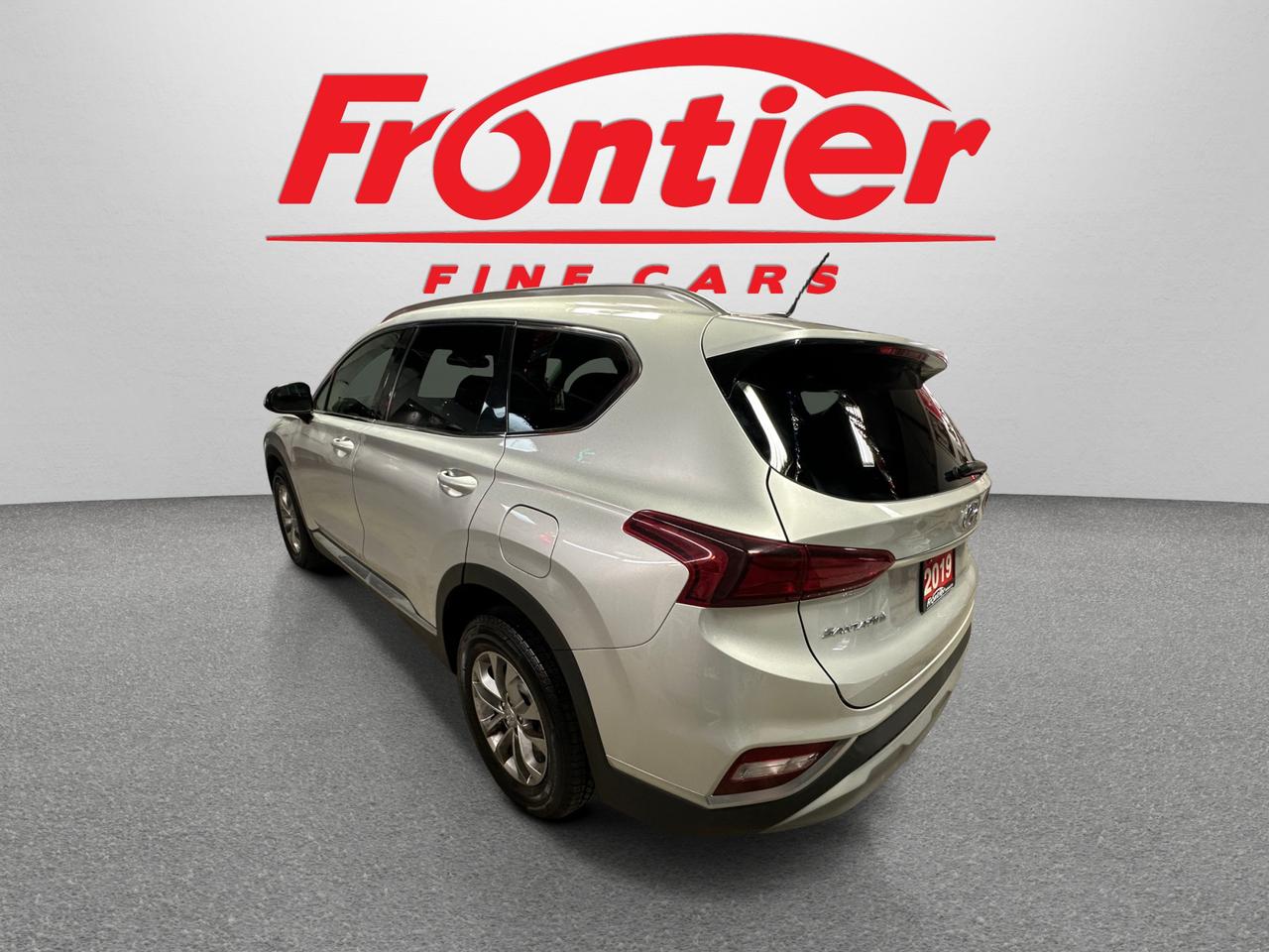 2019 Hyundai Santa Fe ESSENTIAL | CLEAN CARFAX | AWD | BLUETOOTH | ALLOY Photo