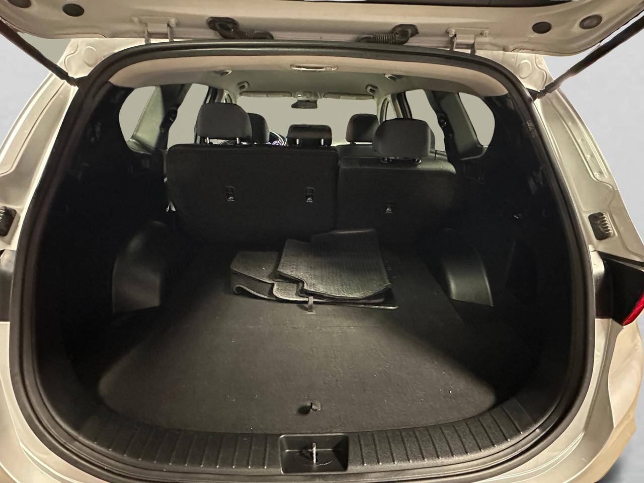 2019 Hyundai Santa Fe ESSENTIAL | CLEAN CARFAX | AWD | BLUETOOTH | ALLOY Photo