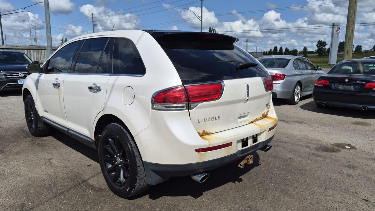 2011 Lincoln MKX LOADED, LEATHER, NAVI, WHEELS, ROOF, AS IS SPECIAL Photo