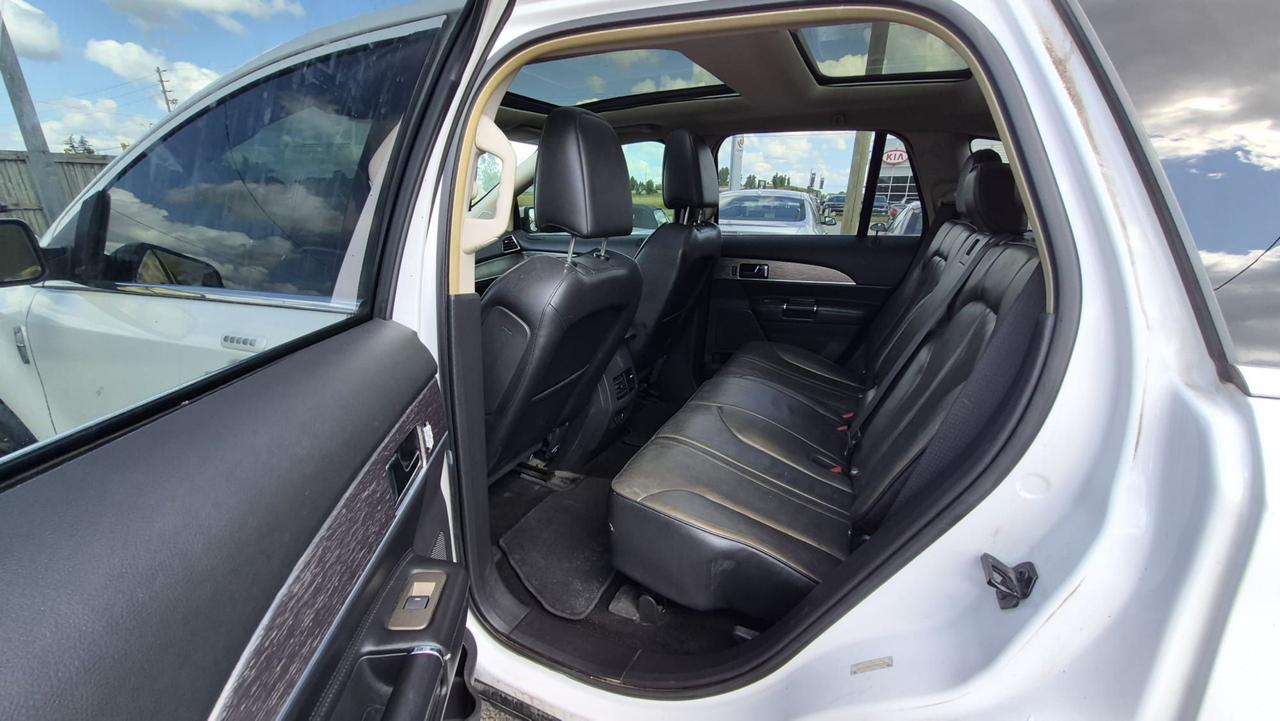 2011 Lincoln MKX LOADED, LEATHER, NAVI, WHEELS, ROOF, AS IS SPECIAL Photo