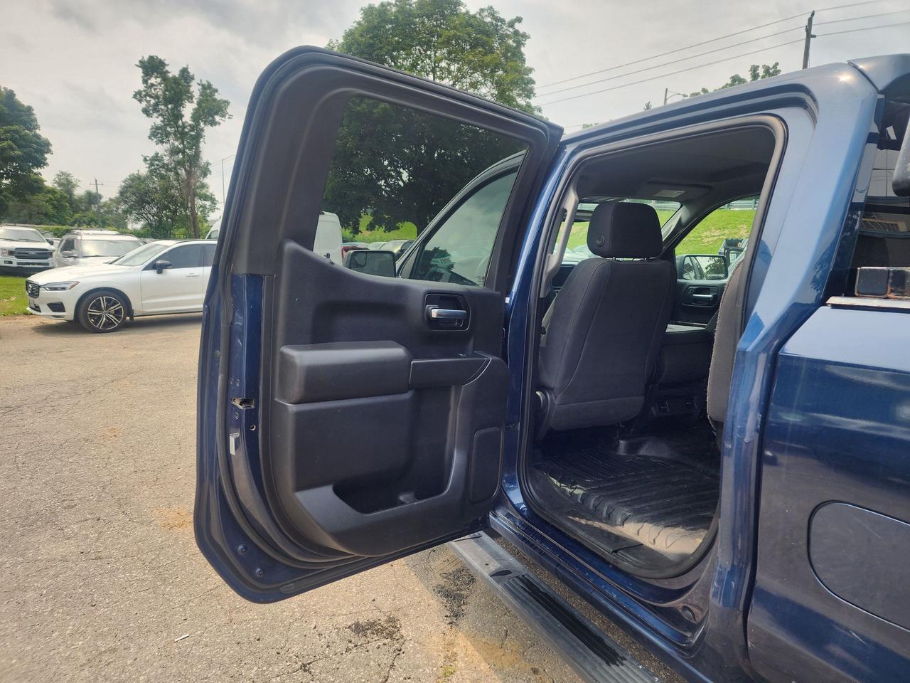 2022 Chevrolet Silverado 1500 LTD Work Truck l Clean Carfax l No Accidents l Photo