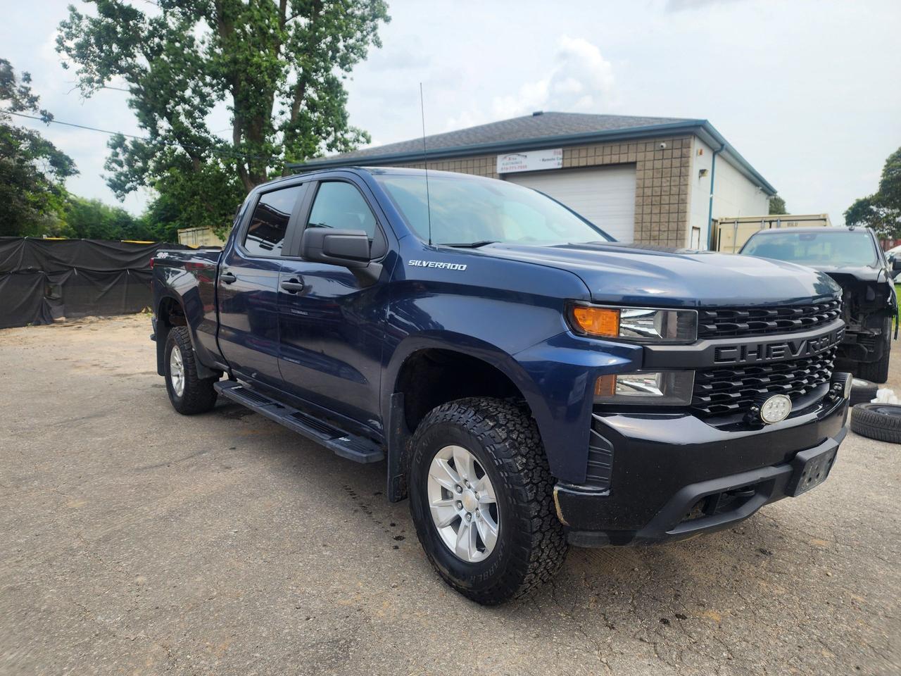 2022 Chevrolet Silverado 1500 LTD Work Truck l Clean Carfax l No Accidents l Photo