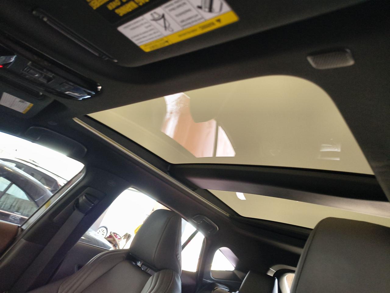2023 Toyota Venza LIMITED Photo