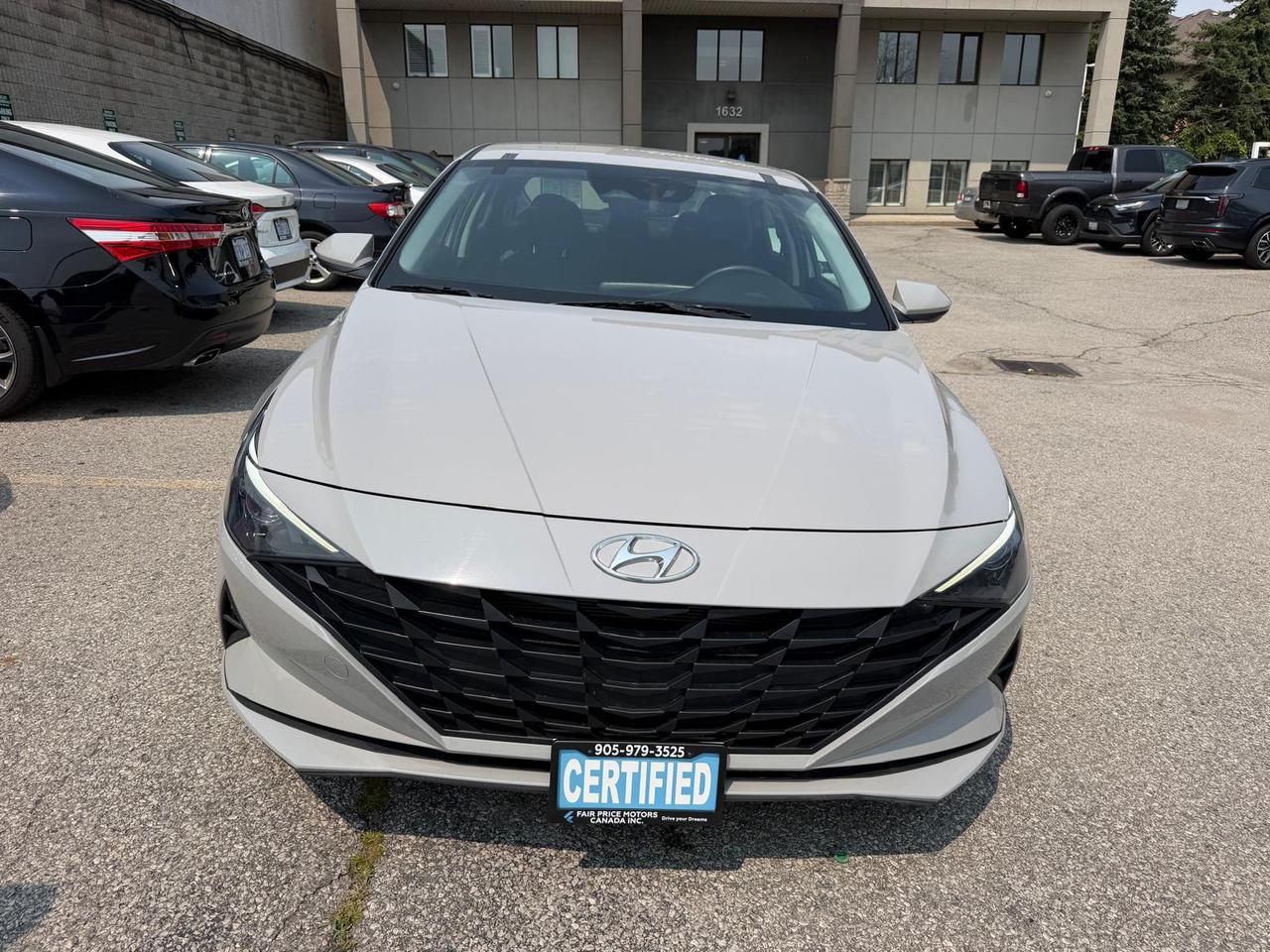 Used 2022 Hyundai Elantra Preferred for sale in Hamilton, ON