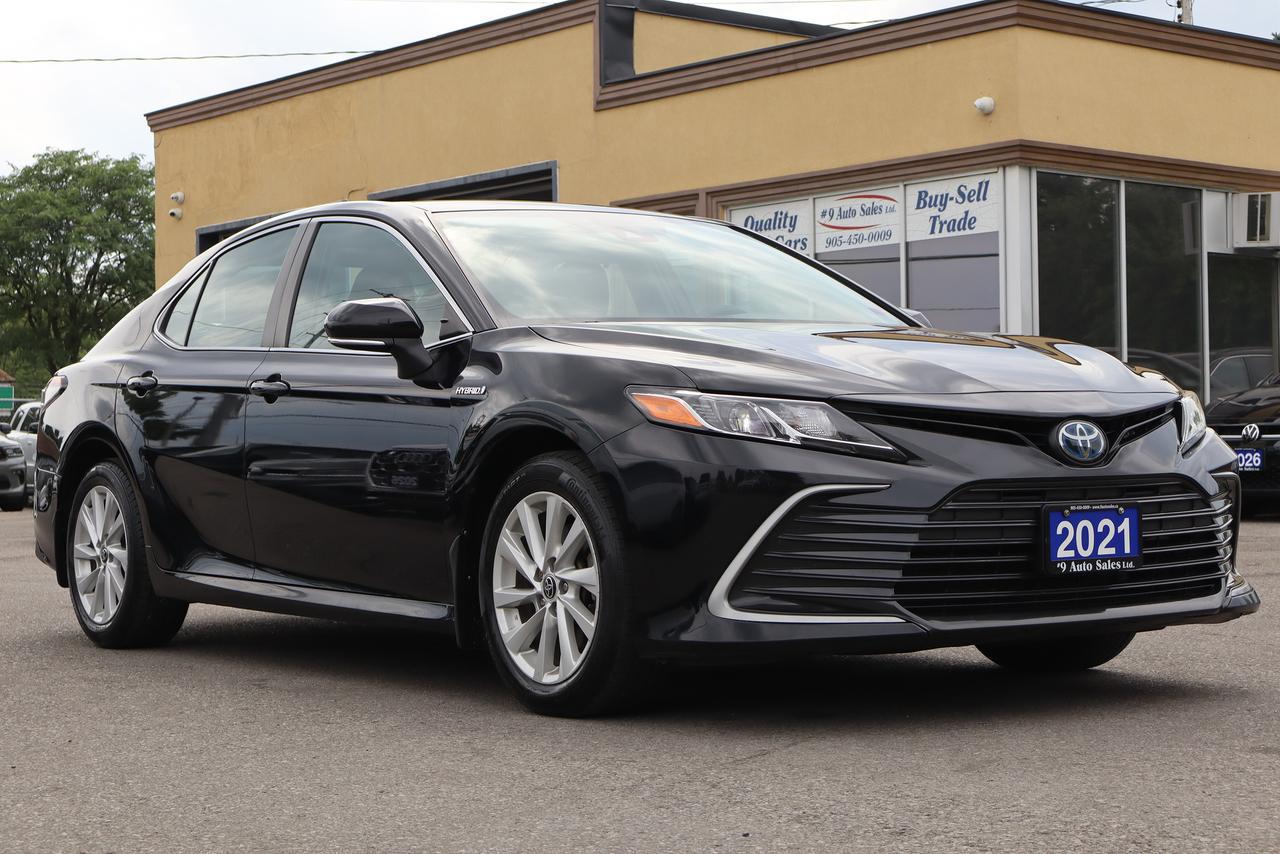 2021 Toyota Camry HYBRID LE Auto - Photo #1