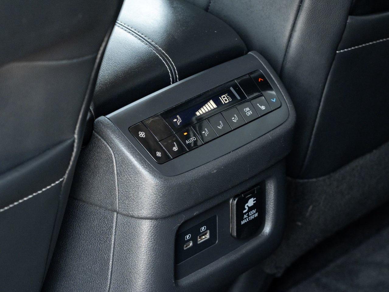 2022 Nissan Pathfinder SL Photo
