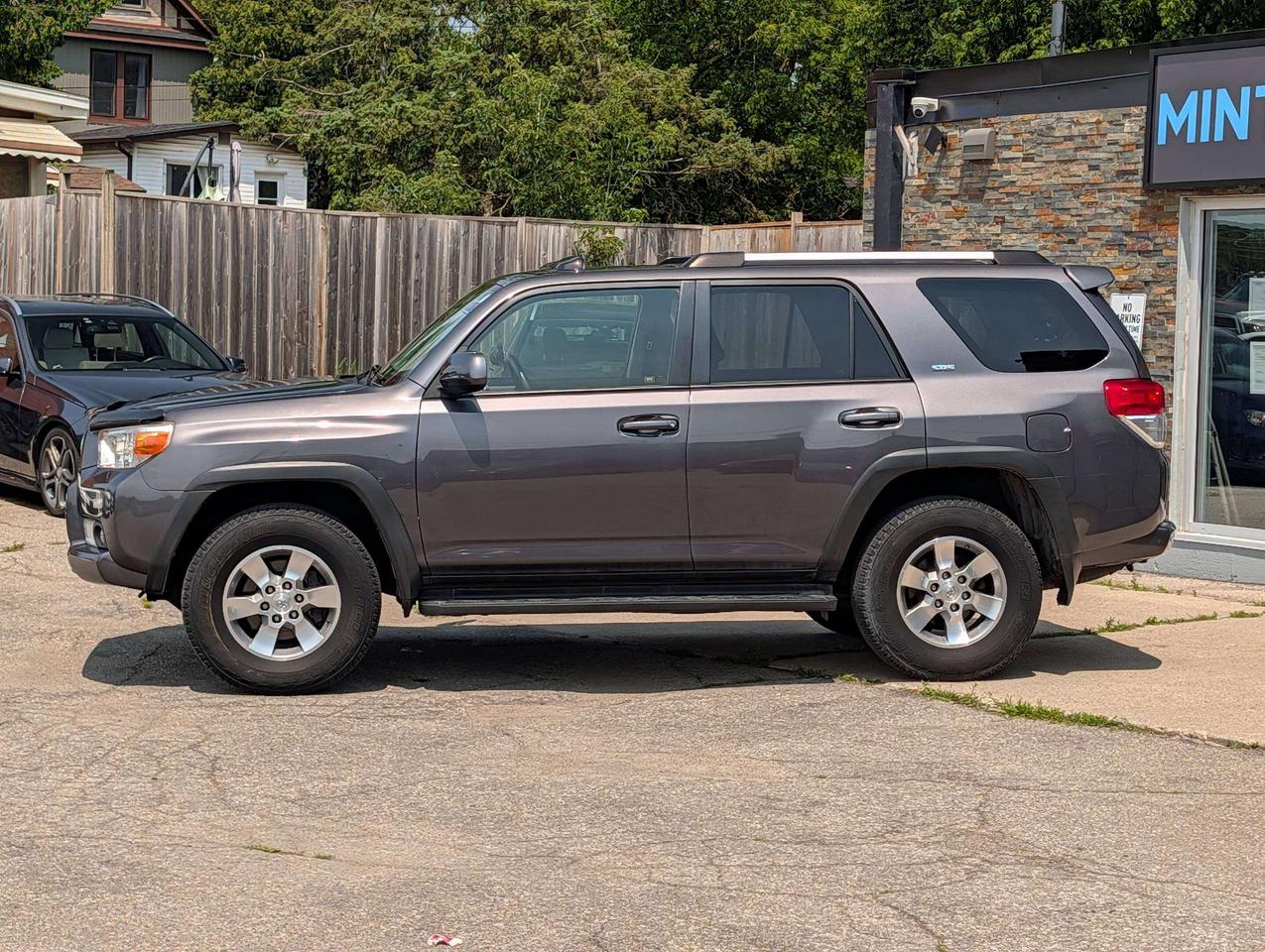 2013 Toyota 4Runner Clean CarFax   Krown Sprayed   Dealer Serviced Photo