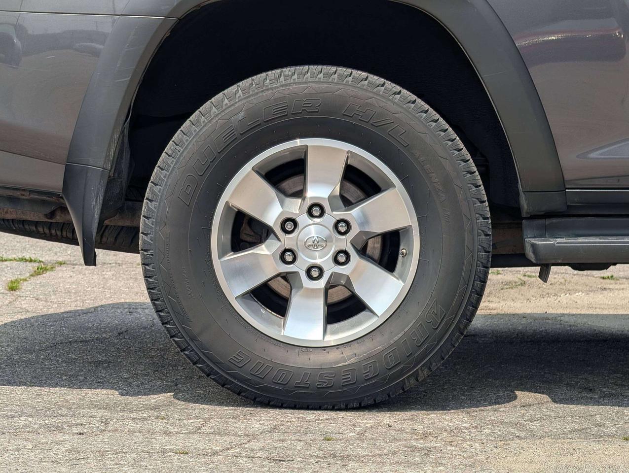 2013 Toyota 4Runner Clean CarFax   Krown Sprayed   Dealer Serviced Photo