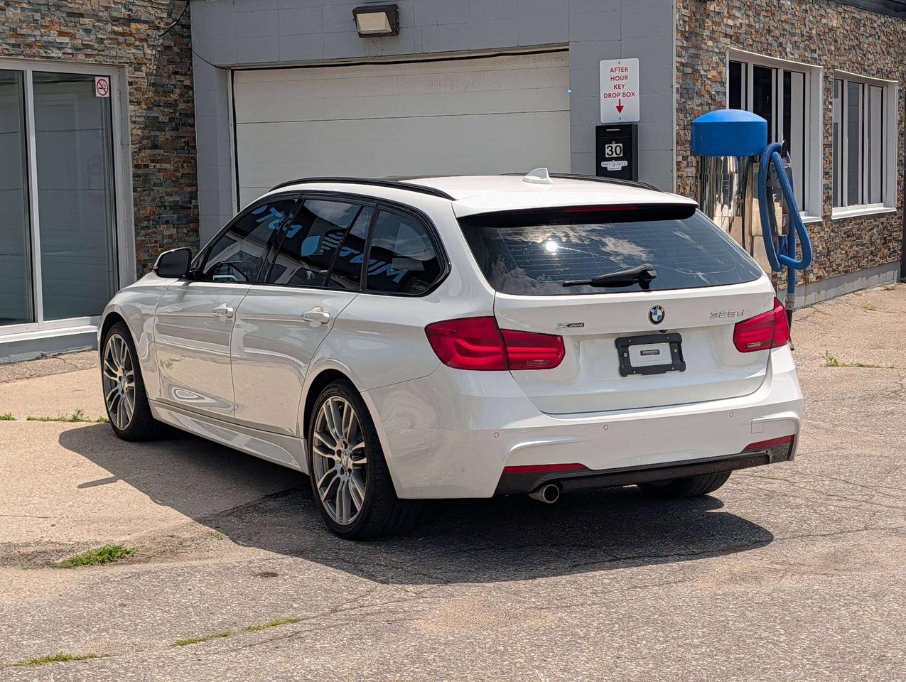 2018 BMW 335i M Sport   Clean History   15 Service Records Photo
