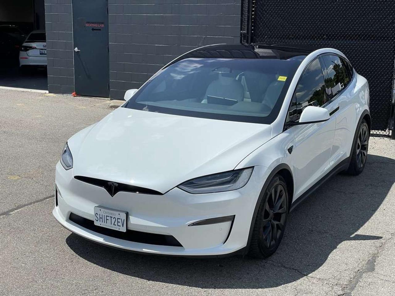 2022 Tesla Model X Long Range - 6 Seater! 1 Owner! Clean! Photo
