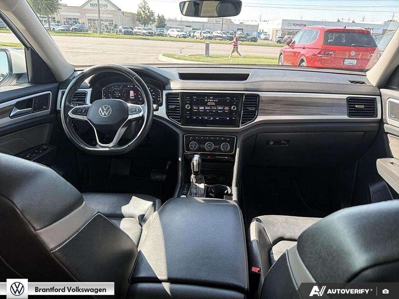 2023 Volkswagen Atlas HIGHLINE Photo