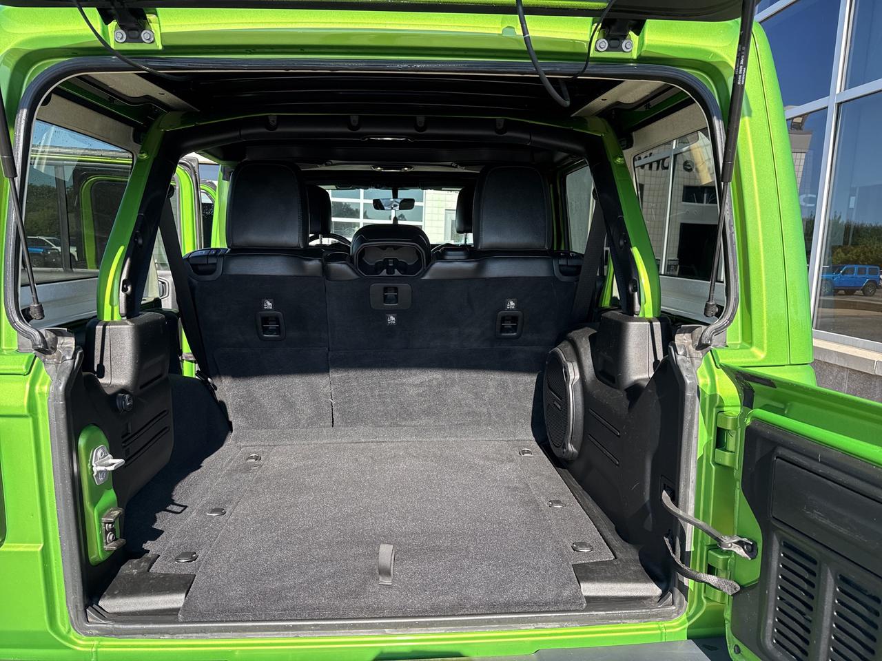 2019 Jeep WRANGLER UNLIMITED Sahara Photo