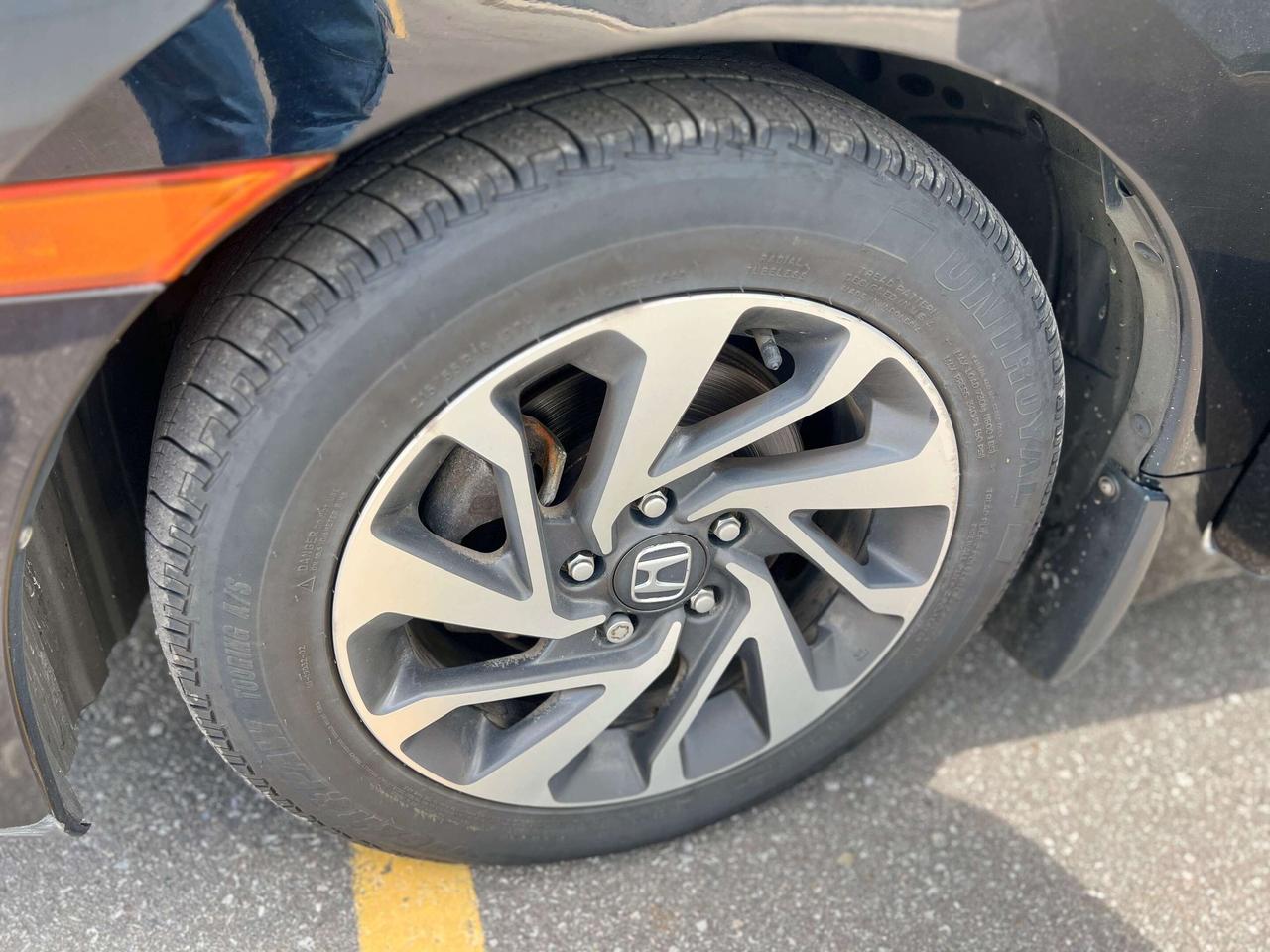 2020 Honda Civic EX/ SINGLE OWNER/ NO ACCIDENT Photo