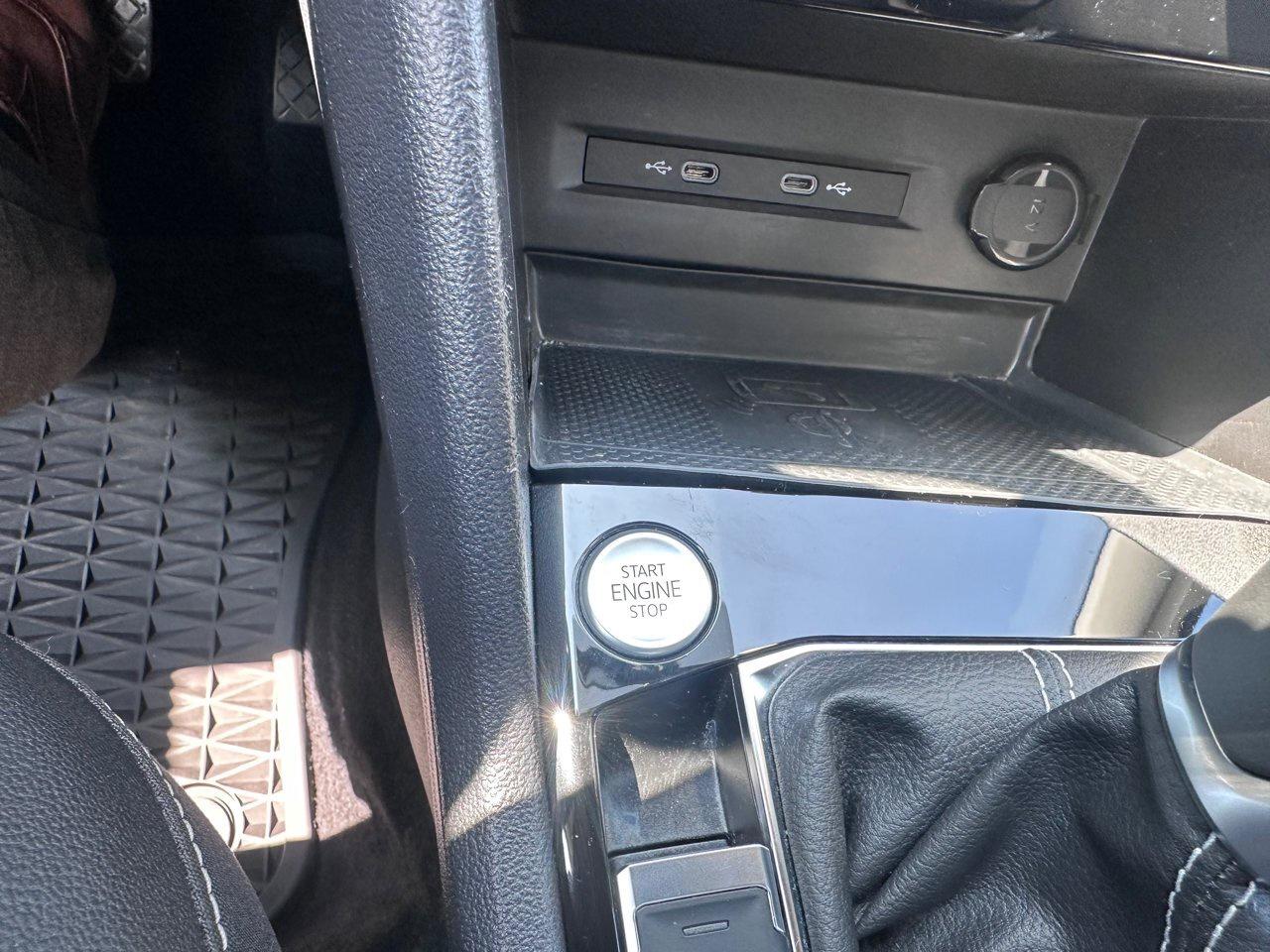 2022 Volkswagen Taos Comfortline Photo