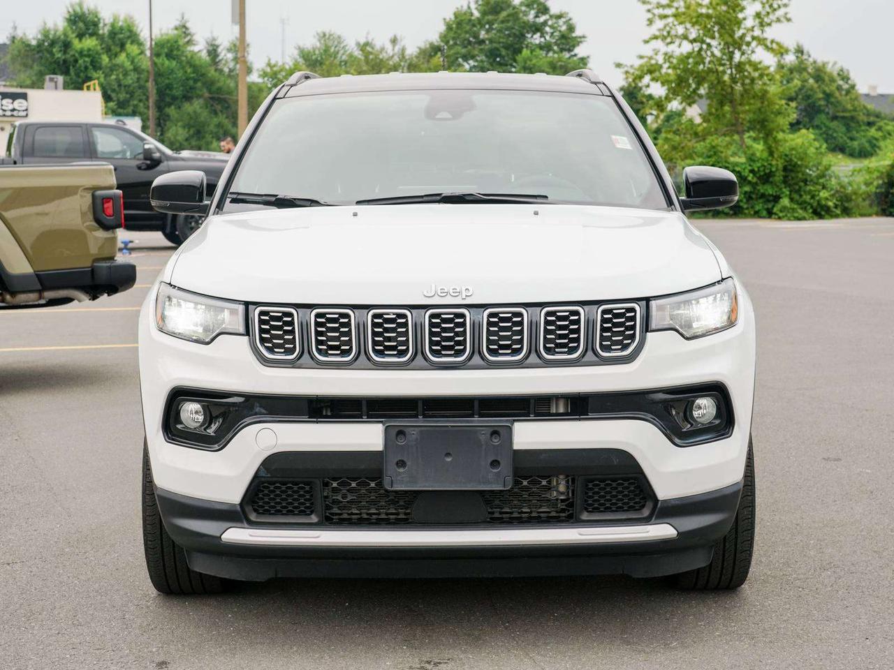 2024 Jeep Compass LIMITED Photo5