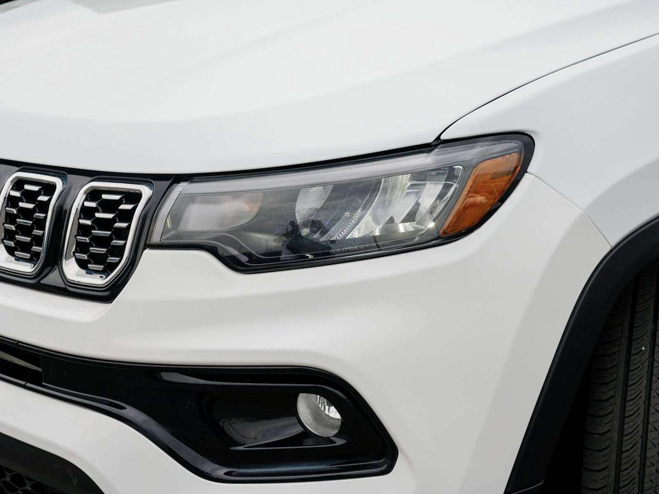 2024 Jeep Compass LIMITED Photo