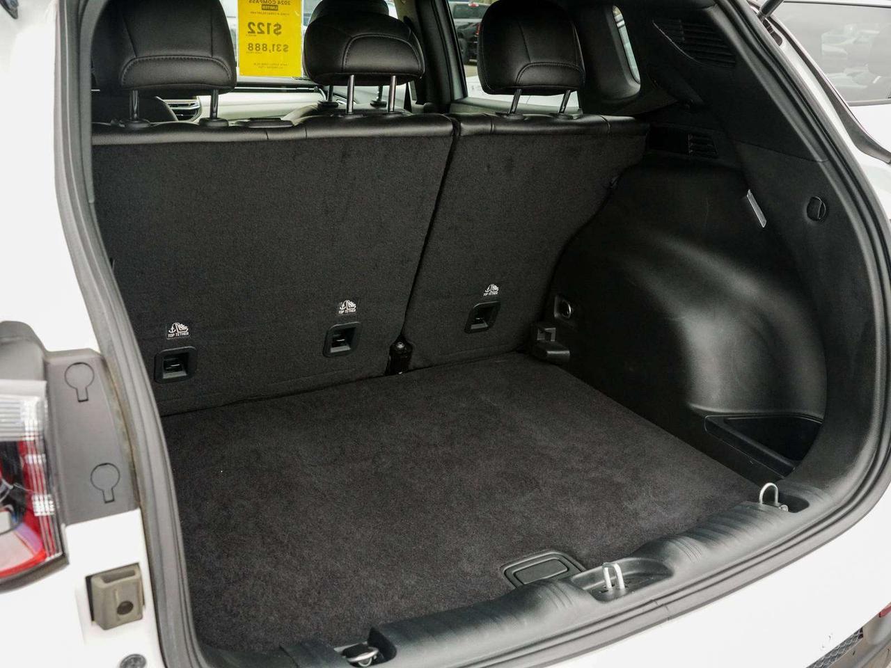 2024 Jeep Compass LIMITED Photo