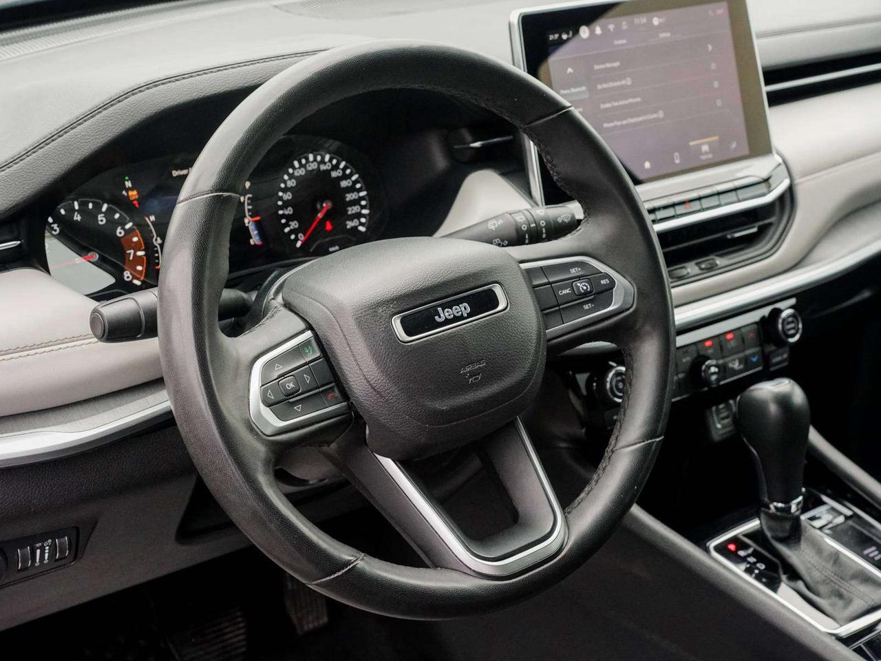 2024 Jeep Compass LIMITED Photo