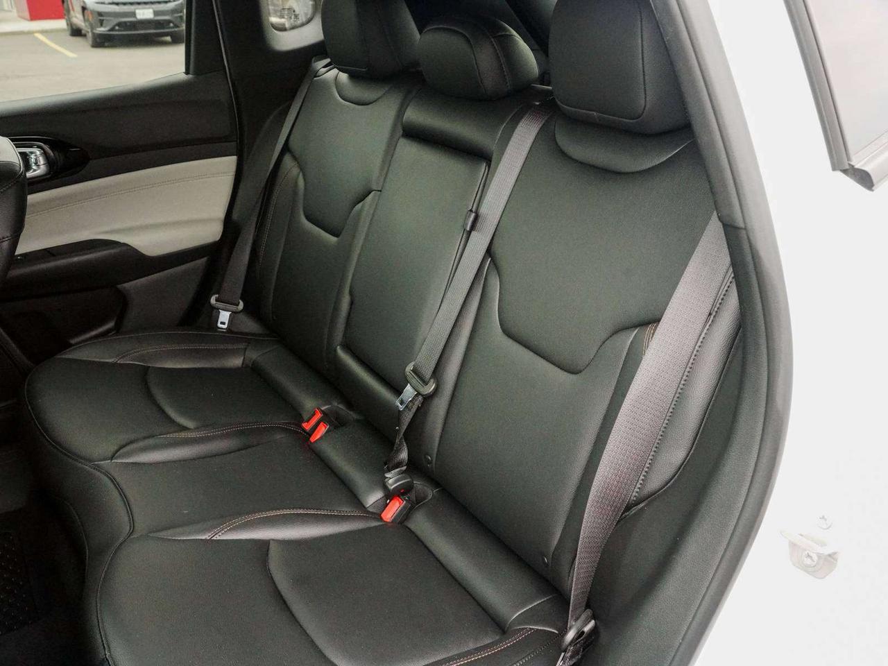 2024 Jeep Compass LIMITED Photo