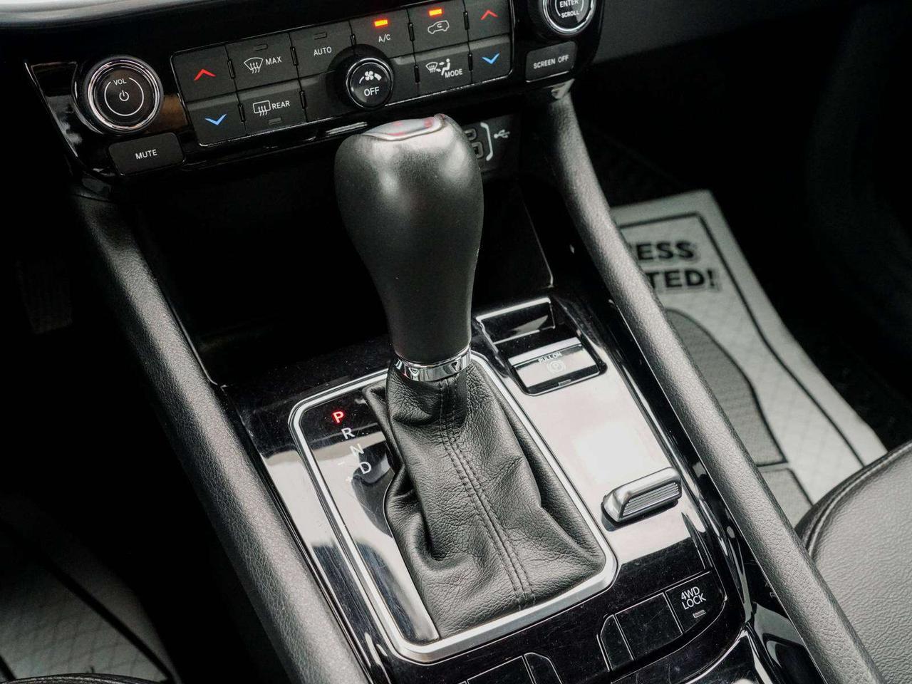 2024 Jeep Compass LIMITED Photo