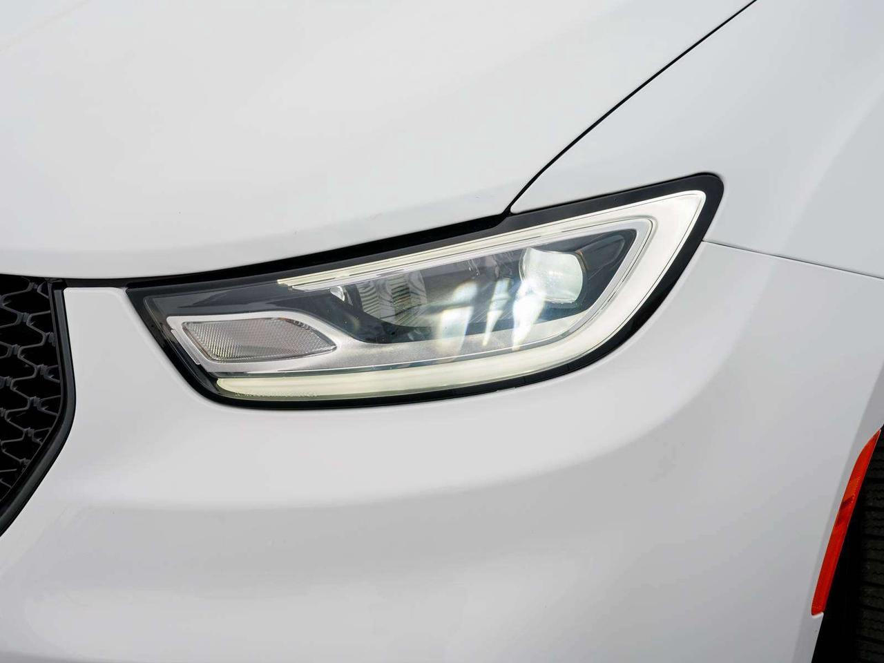 2024 Chrysler Pacifica Limited Photo