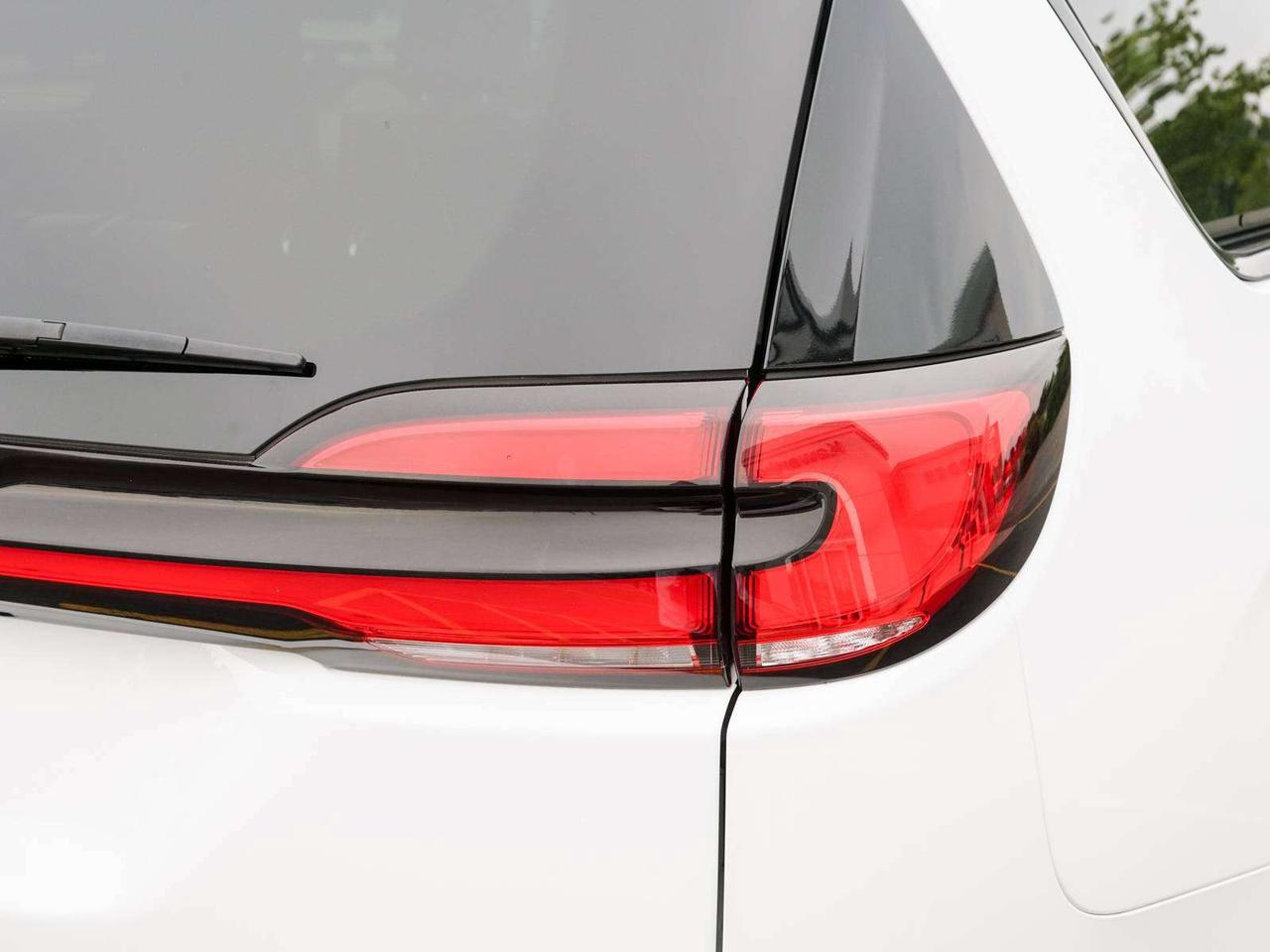 2024 Chrysler Pacifica Limited Photo