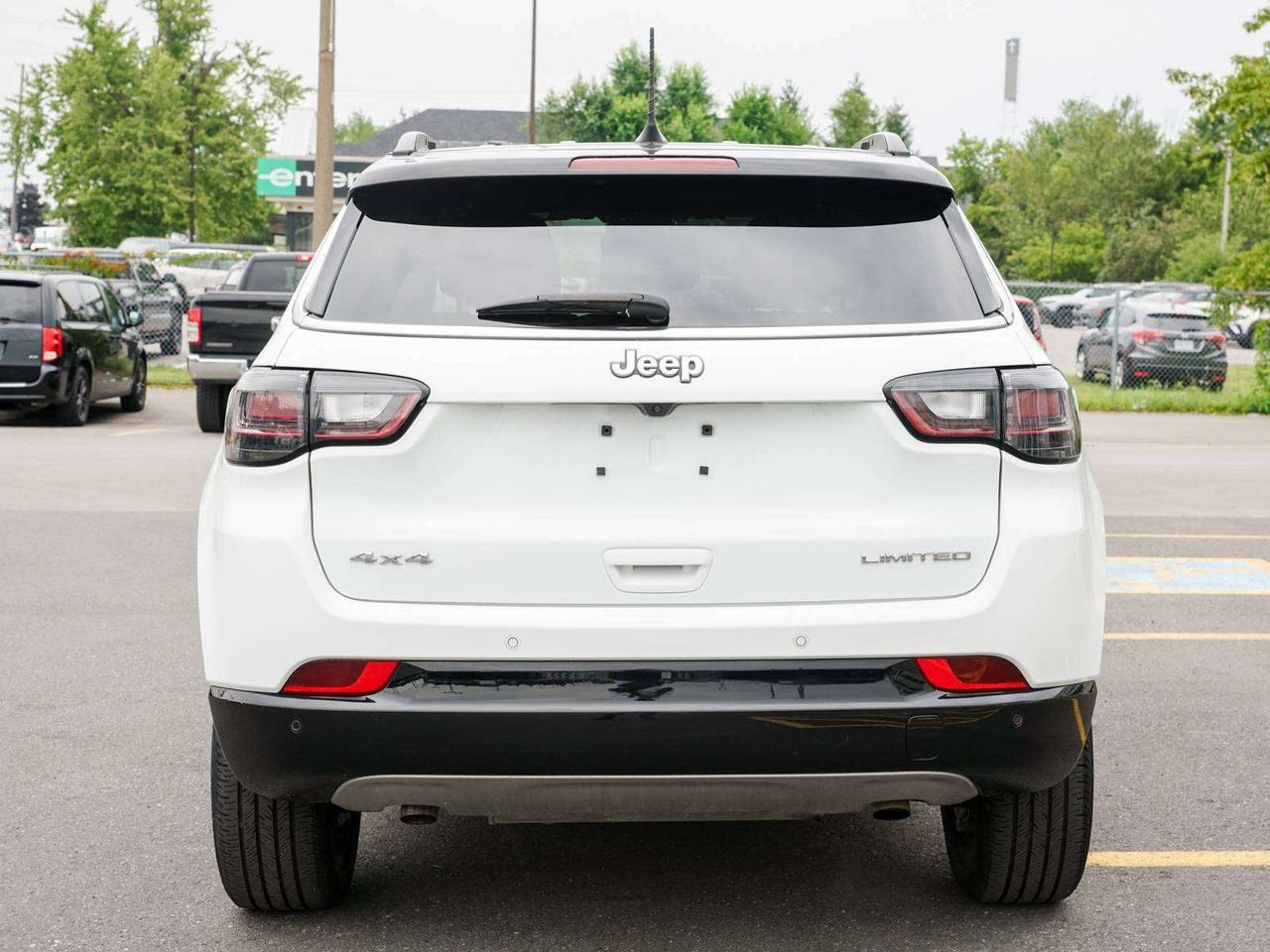 2024 Jeep Compass LIMITED Photo