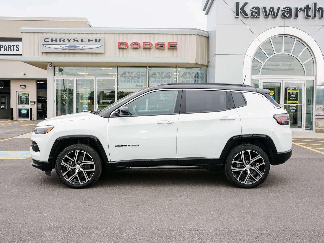 2024 Jeep Compass LIMITED Photo