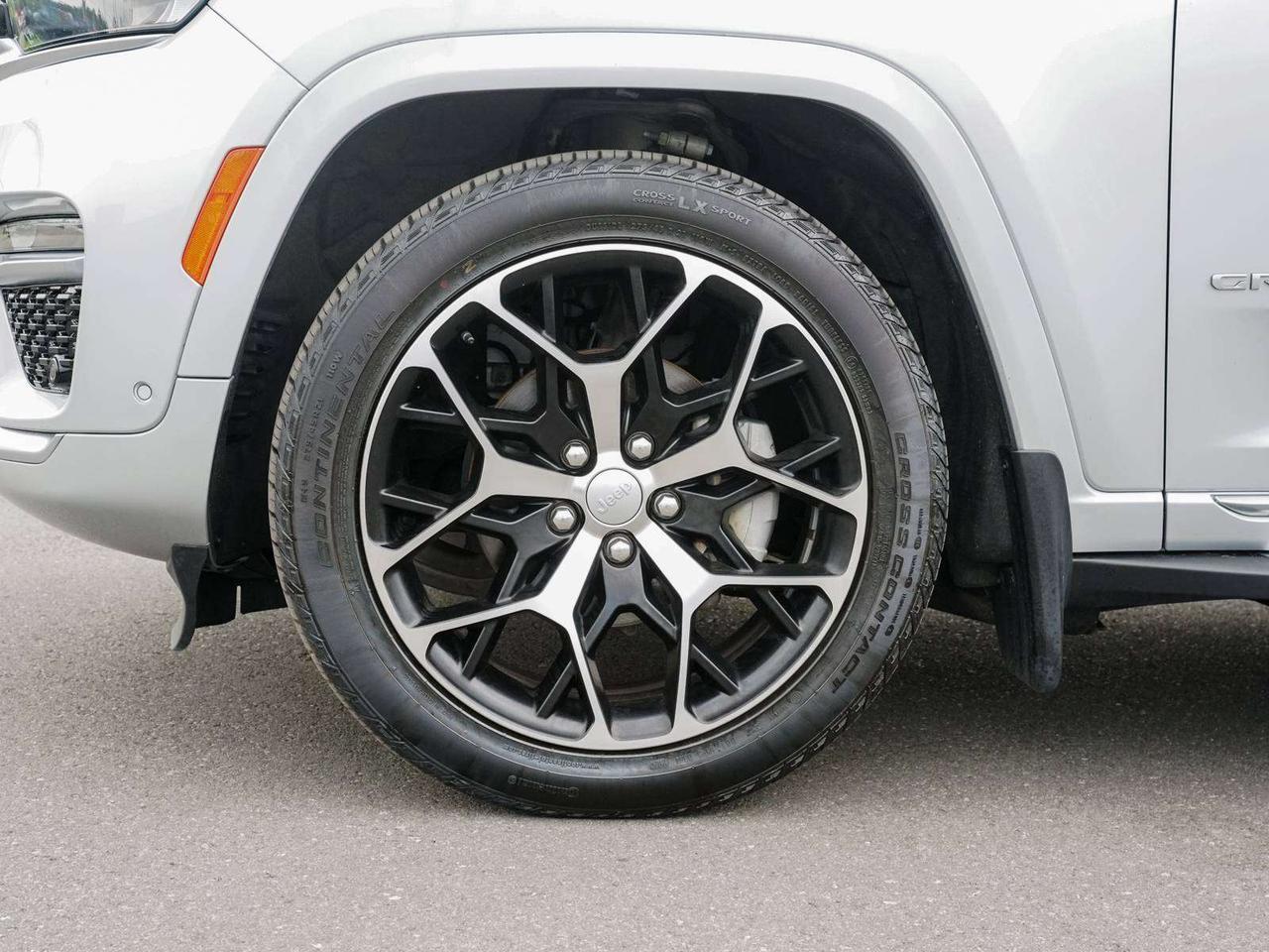2025 Jeep Grand Cherokee Summit Photo