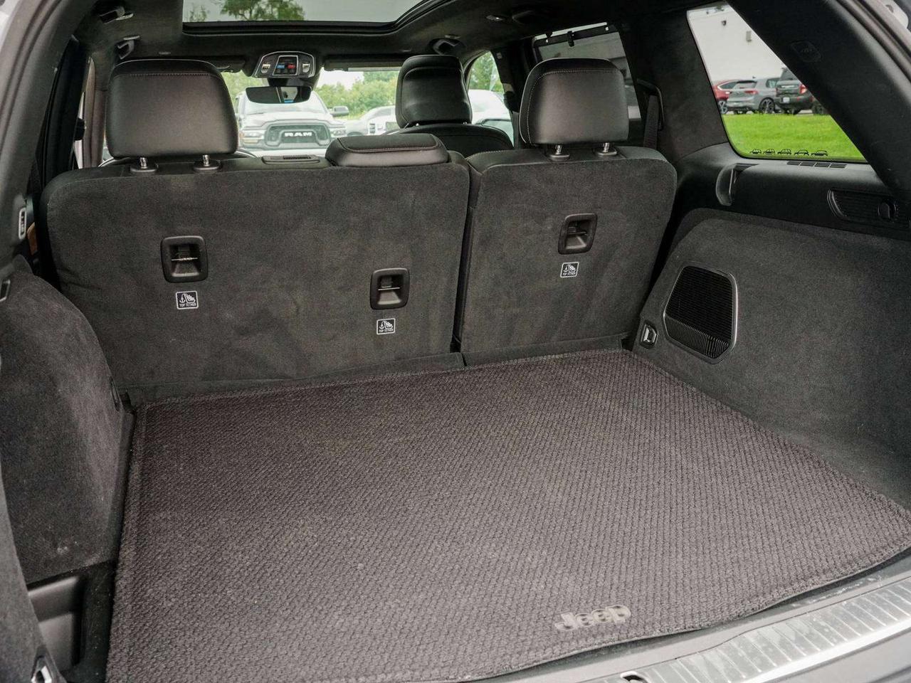 2025 Jeep Grand Cherokee Summit Photo
