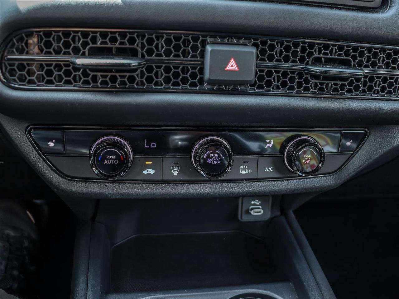 2025 Honda HR-V LX 2WD BACKUP CAM APPLE CARPLAY/ANDROID AUTO Photo