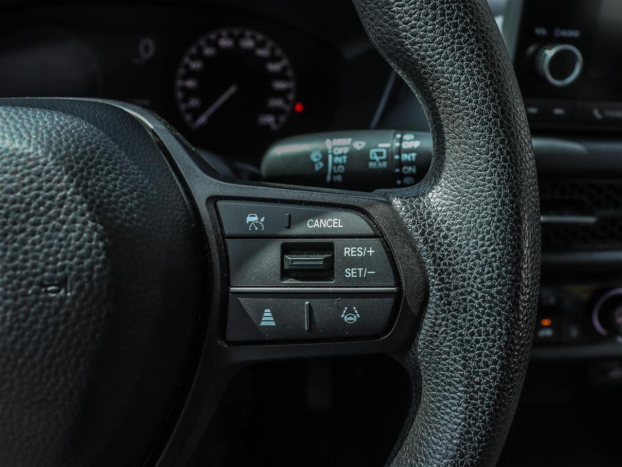 2025 Honda HR-V LX 2WD BACKUP CAM APPLE CARPLAY/ANDROID AUTO Photo