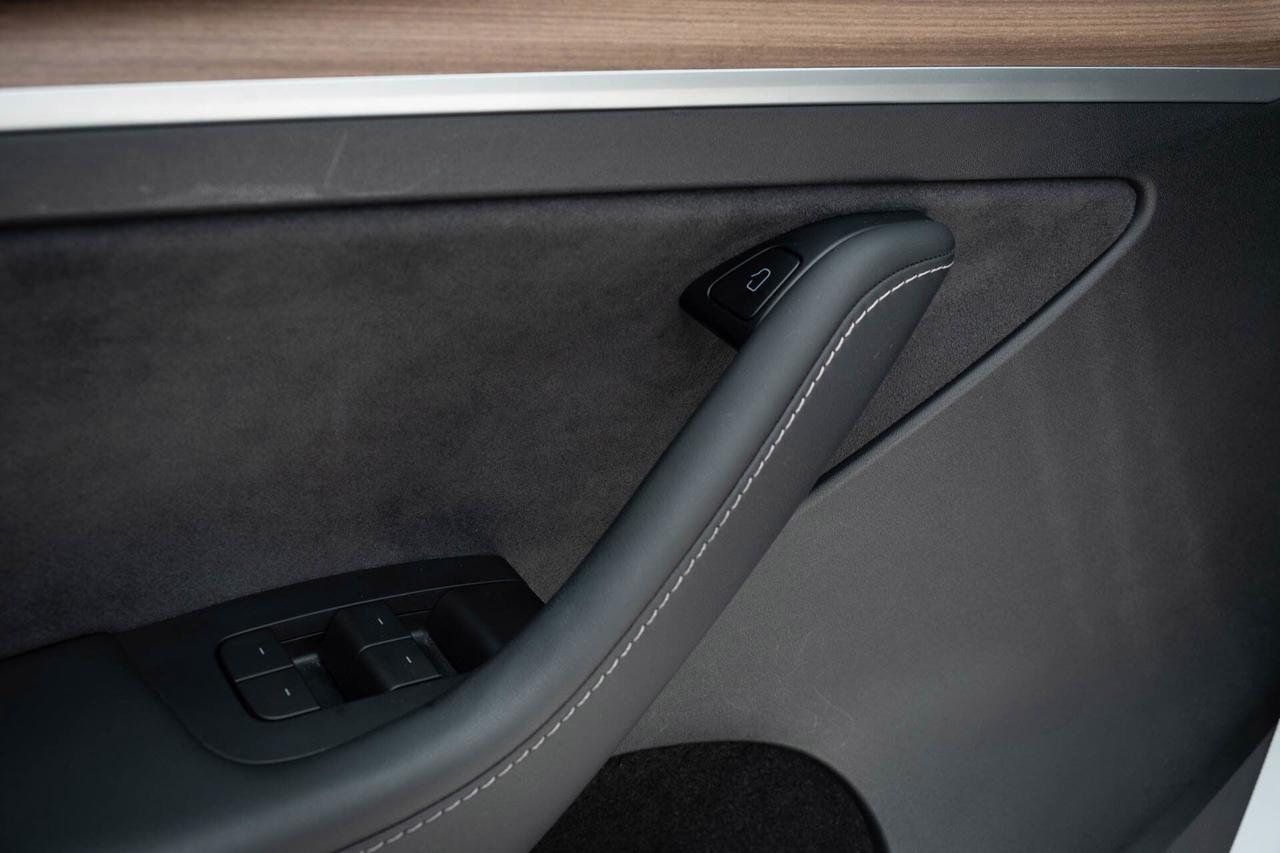 2023 Tesla Model Y Long Range   New Tires and Brakes Photo