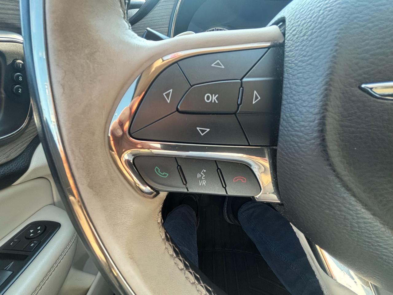 2015 Chrysler 200 C 4dr All-Wheel Drive Sedan Photo