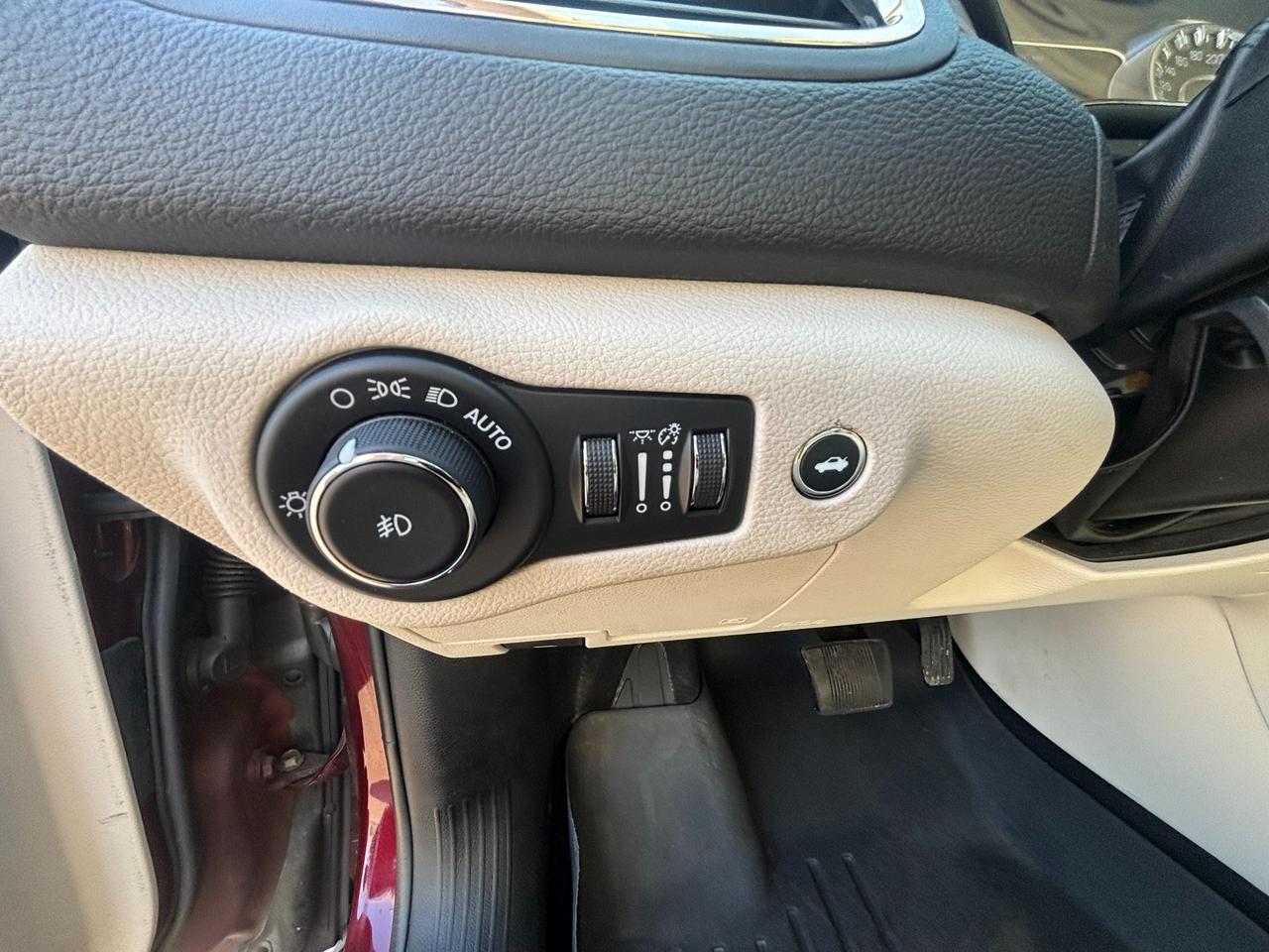 2015 Chrysler 200 C 4dr All-Wheel Drive Sedan Photo