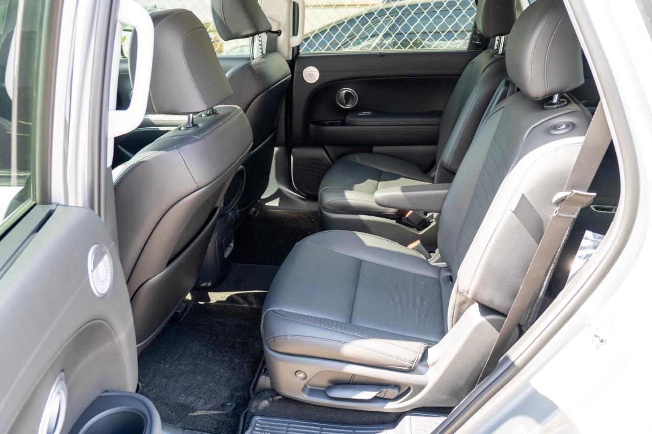 2026 Hyundai Palisade Hybrid Luxury 7-Passenger AWD Photo