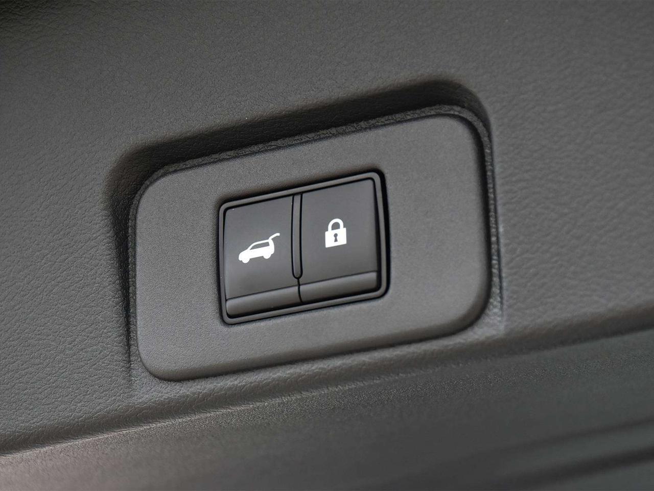 2026 Nissan Rogue Platinum  - Certified -  HUD Photo
