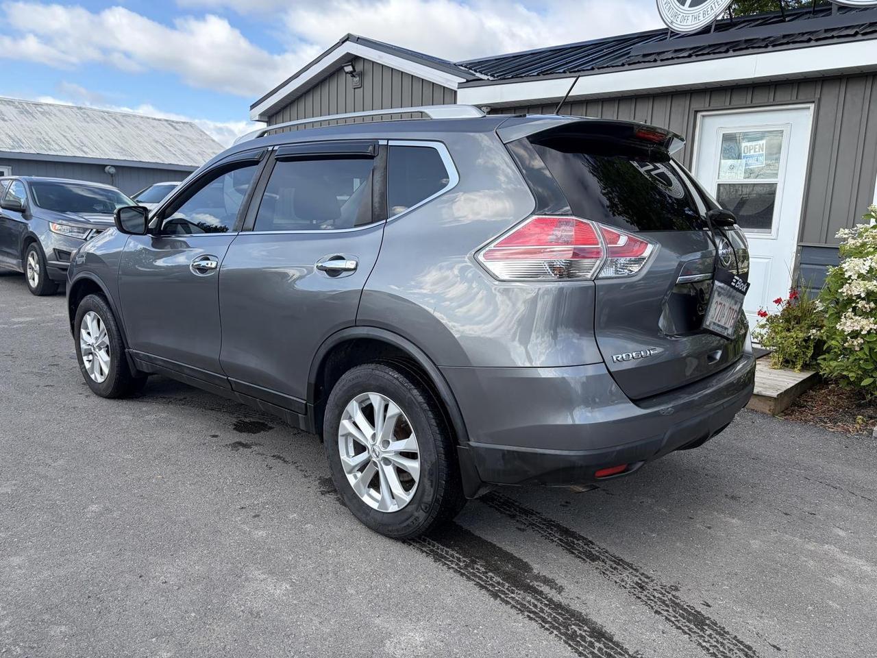 2016 Nissan Rogue  Photo