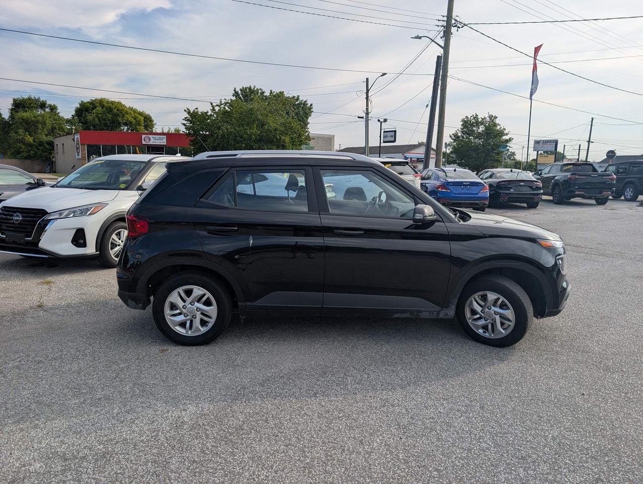 2025 Hyundai Venue Preferred 4dr Front-Wheel Drive Photo3