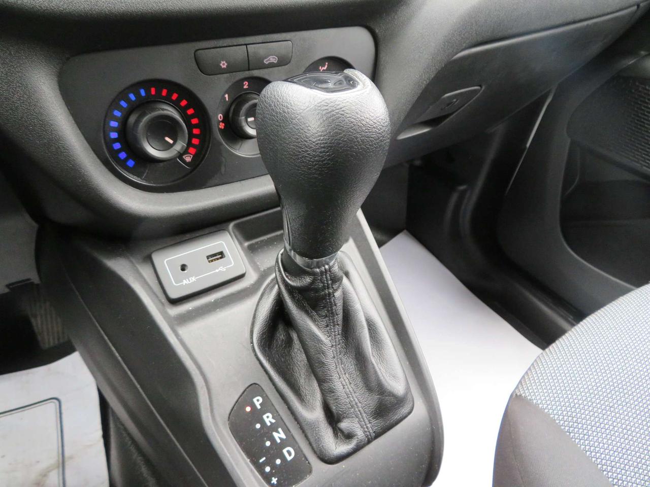 2016 RAM ProMaster 4dr Wgn ST Photo