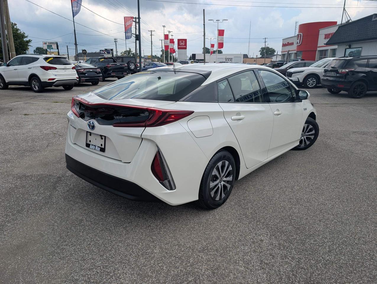 2020 Toyota Prius Prime Upgrade 5dr Hatchback Photo4