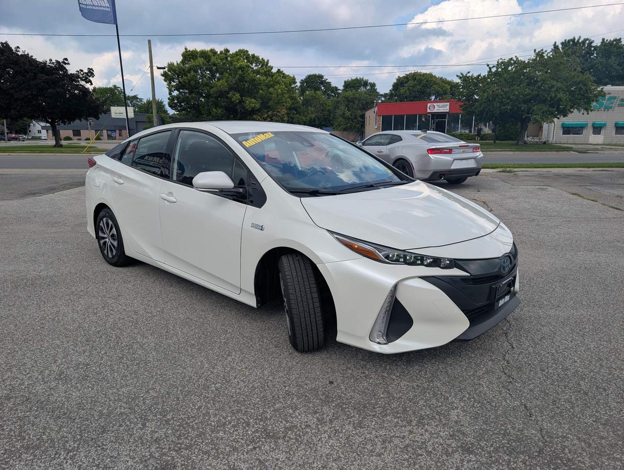 2020 Toyota Prius Prime Upgrade 5dr Hatchback Photo